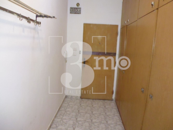 Просторен и слънчев двустаен апартамент за проздажба. - 0