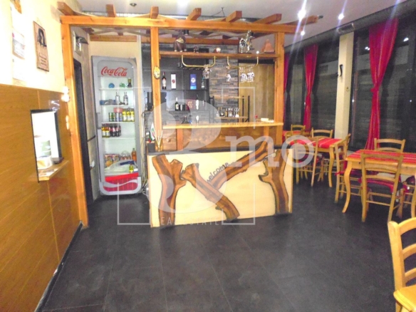 Оборудвано и разработено заведение за продажба в ж.к. Люлин 8, гр. София - 0