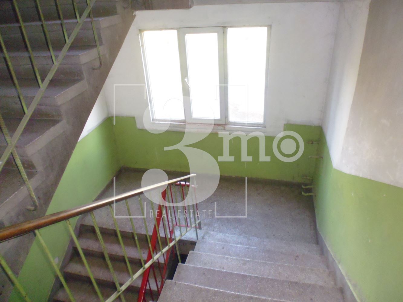 Двустаен апартамент за продажба в ж.к.Надежда 2, гр. София - 0