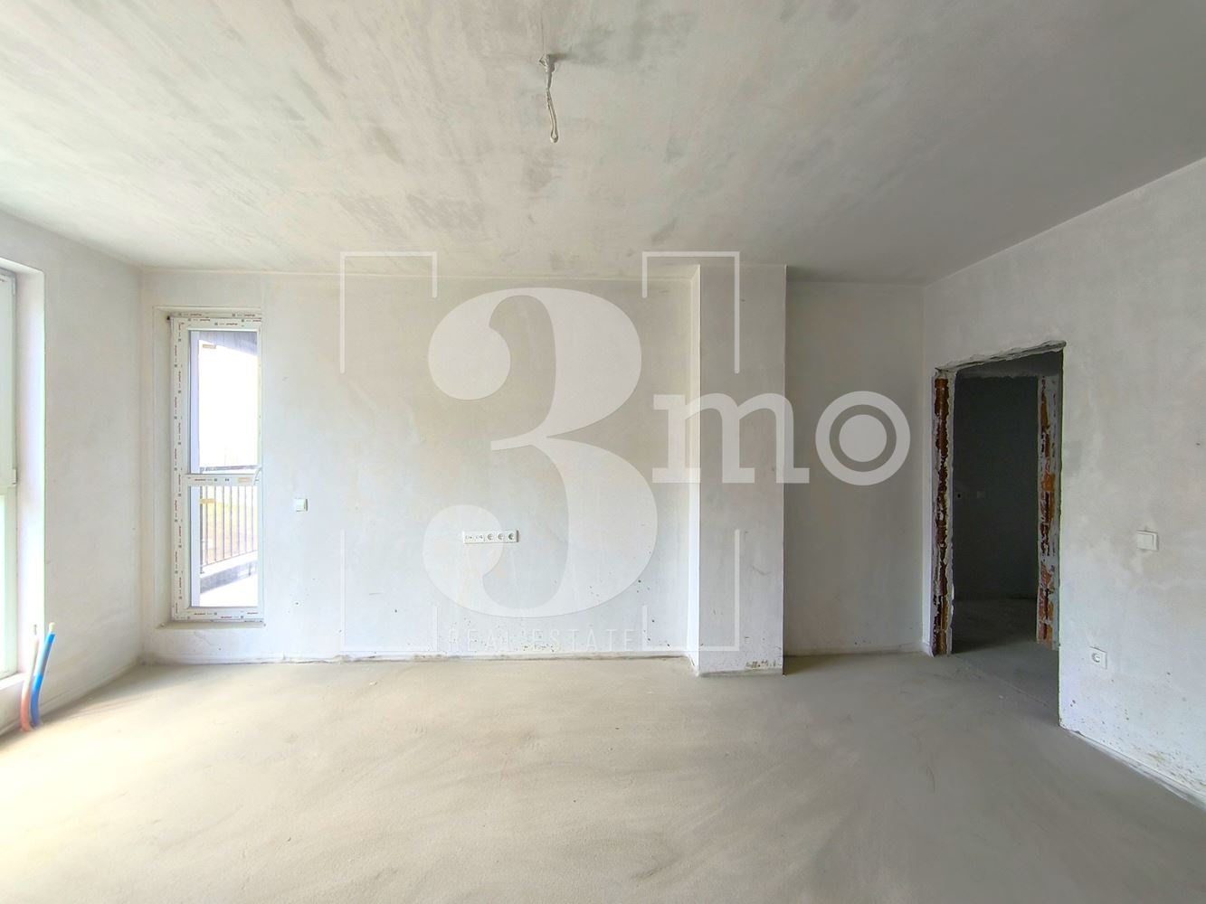 Южен двустаен апартамнет пред АКТ 16 в ж.к. Люлин, град София - 0