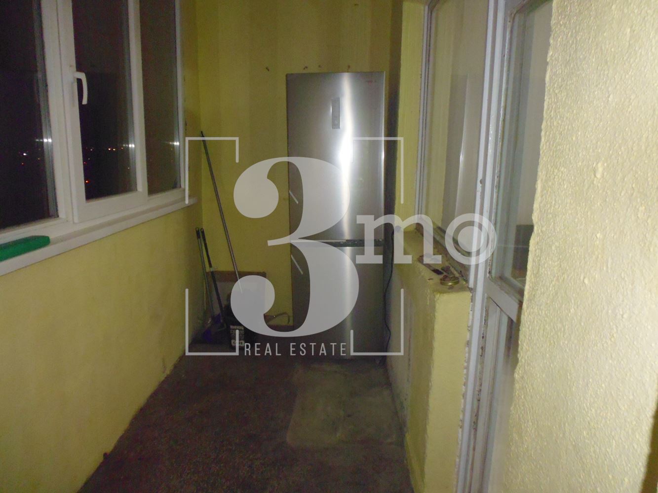 Просторен и слънчев двустаен апартамент за проздажба. - 0