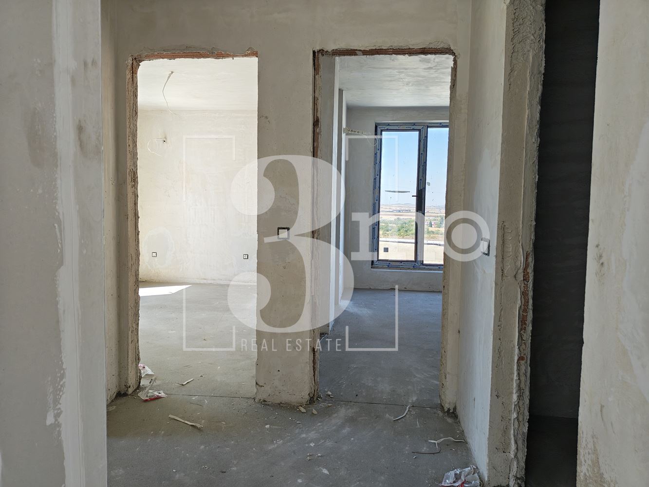 Тристаен апартамент с Акт 14, за продажба в ж.к. Люлин 4, гр. София - 0