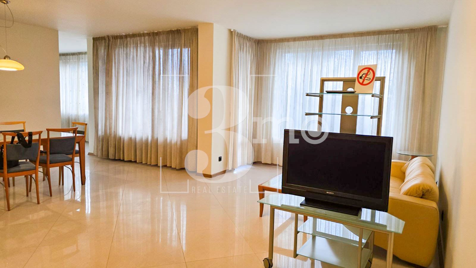 3mo недвижими имоти продава четиристаен луксозен апартамент в кв. Витоша, София - 0