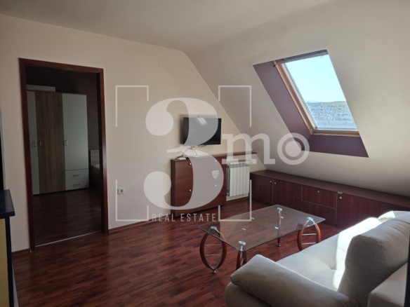 Двустаен, обзаведен апартамент до Кауфланд в ж.к.Младост 3 - 0