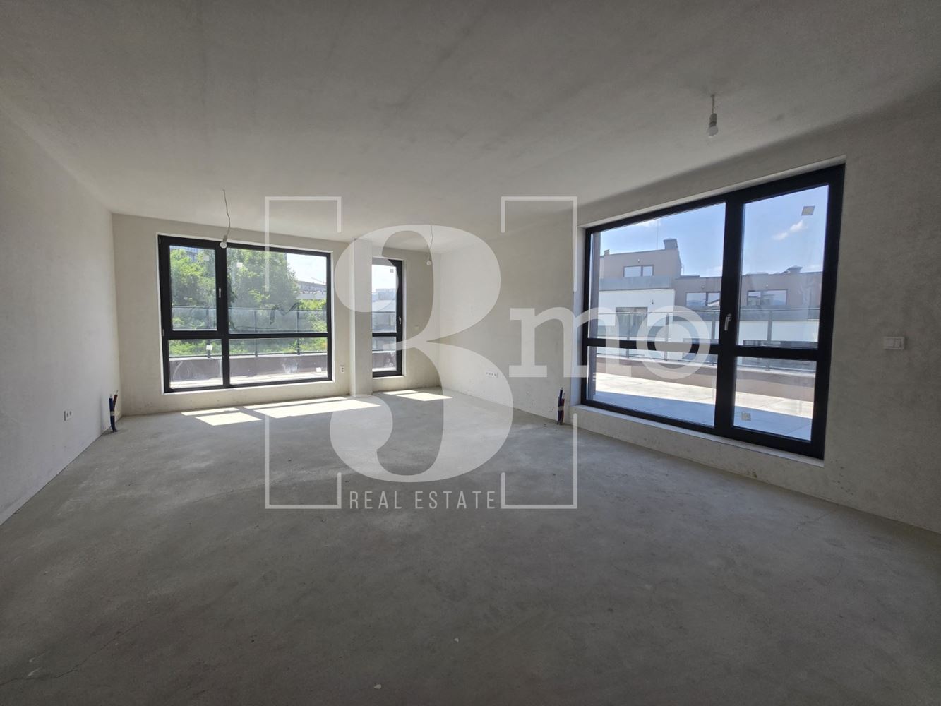 „3mo“ недвижими имоти продава двустаен апартамент, находящ се в ж.к. Дружба 2 - 0