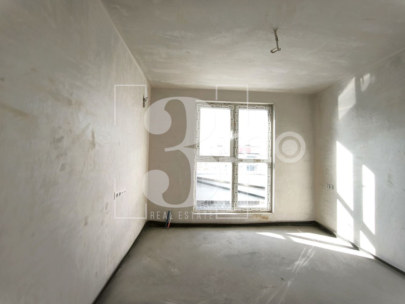 Двустаен апартамент с южно изложение в сграда пред Акт 15 в ж.к. Люлин, град София - 0