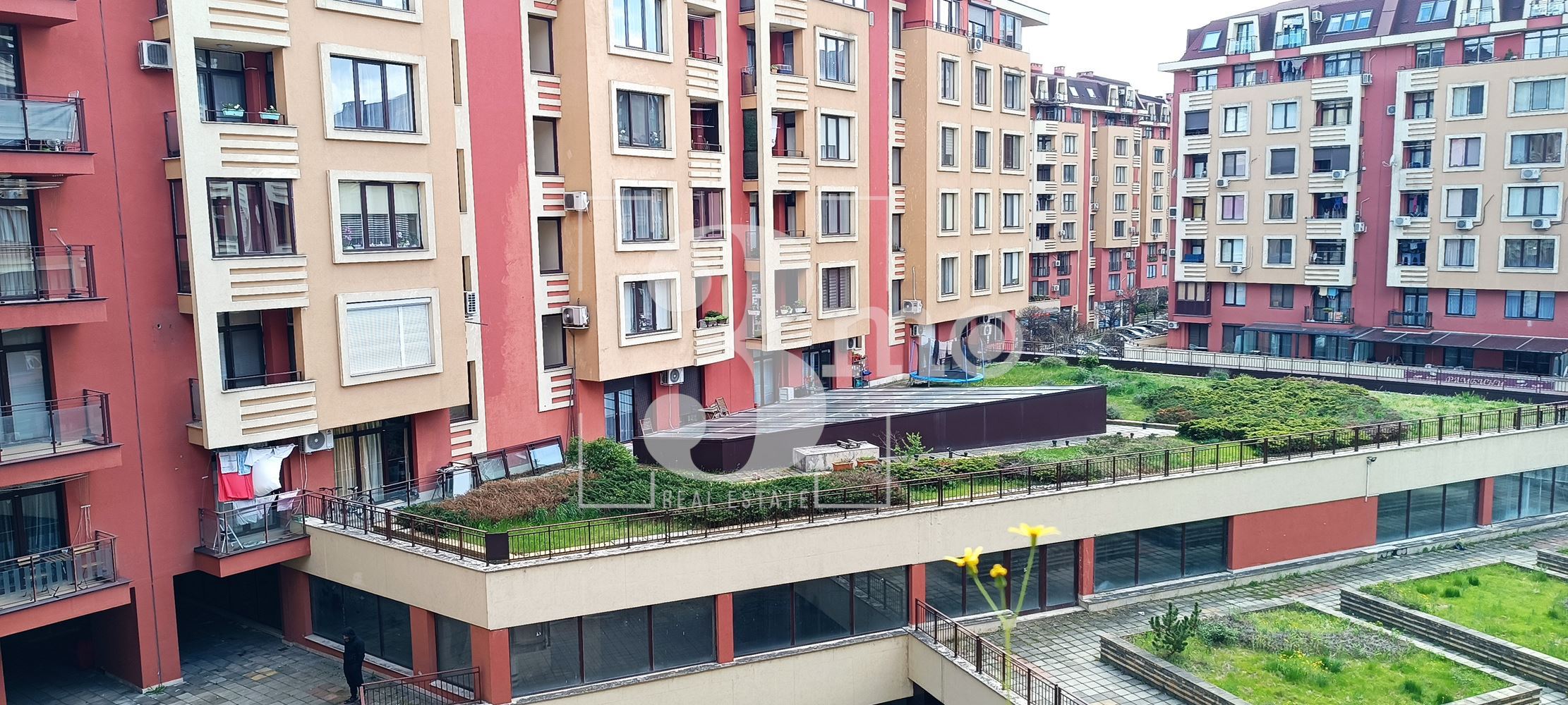 Двустаен апартамент под наем в Цариградски комплекс, ж.к. Дружба – отлична локация до метро! - 0