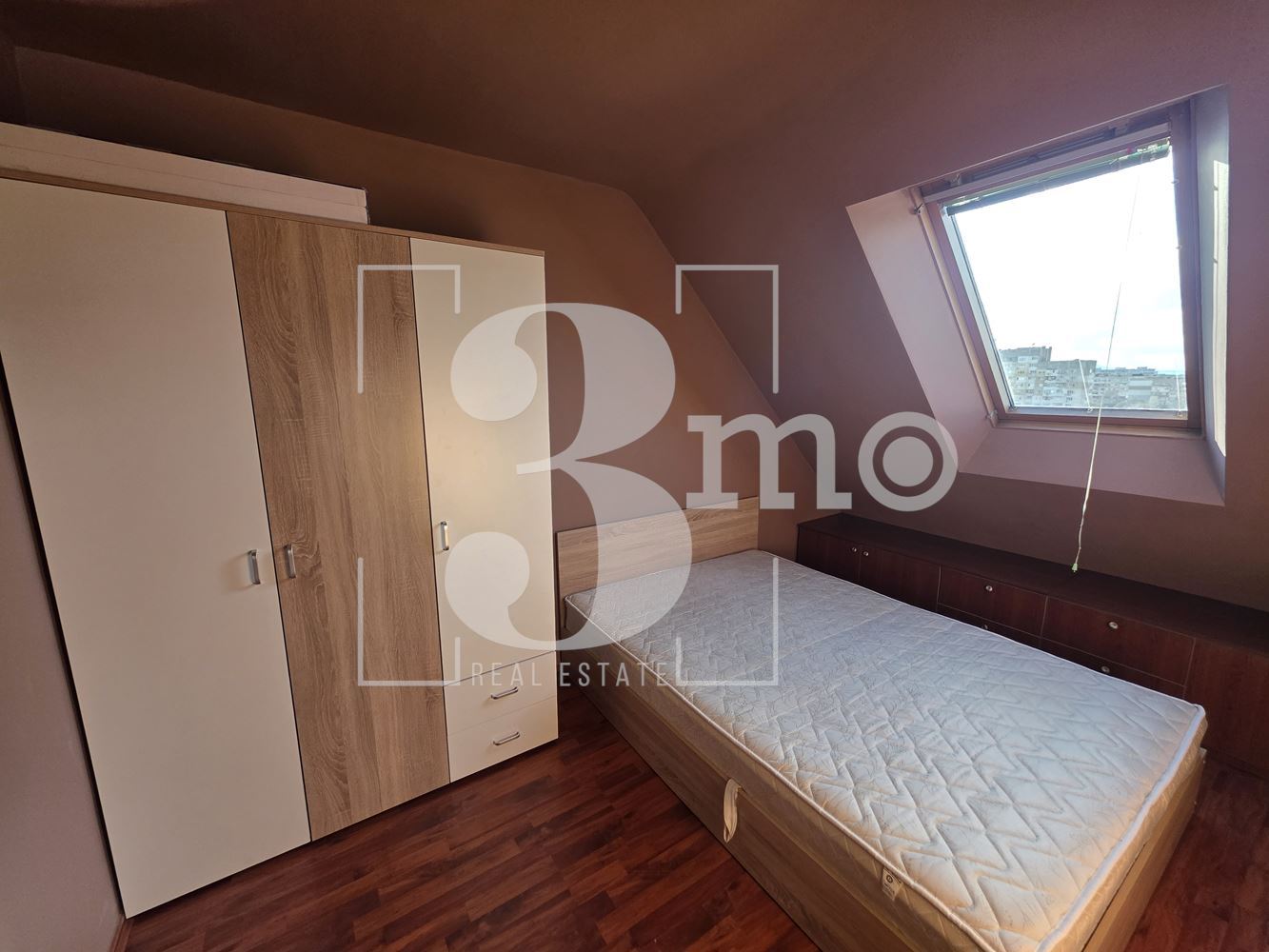 Двустаен, обзаведен апартамент до Кауфланд в ж.к.Младост 3 - 0