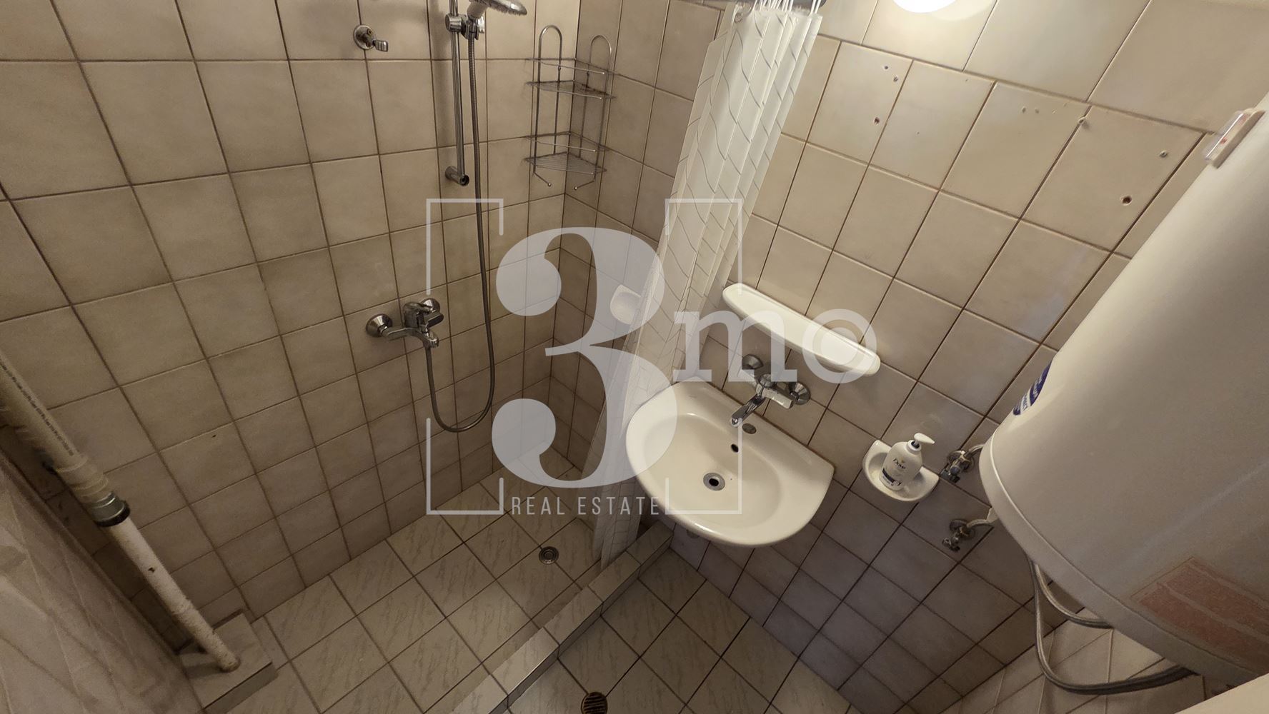 „3mo“ недвижими имоти продава тристаен апартамент в ж.к. Младост 1 - 0