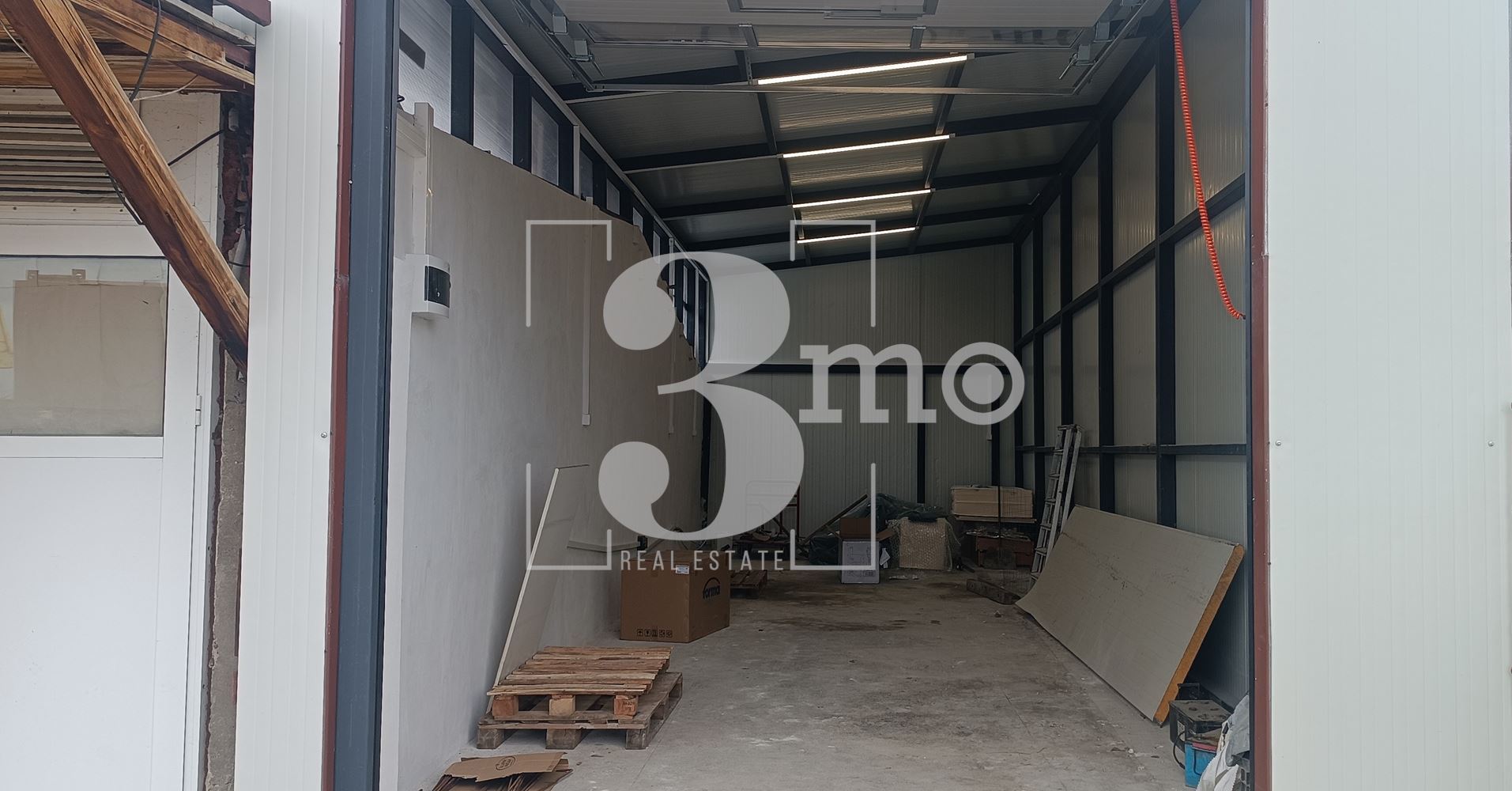 Гараж под наем, подходящ за автосервиз – с. Мировяне - 0