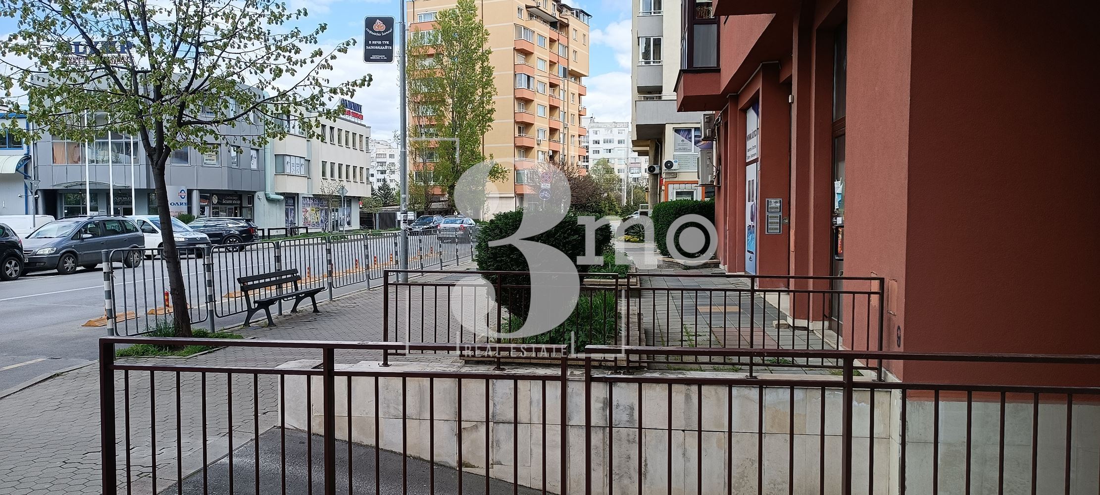 Двустаен апартамент под наем в Цариградски комплекс, ж.к. Дружба – отлична локация до метро! - 0