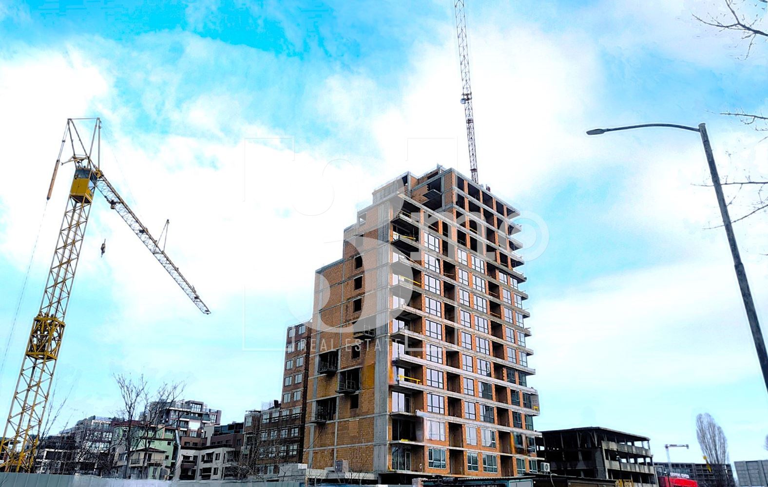 Южен апартамент с две спални в нова сграда в ж.к. Люлин, град София - 0