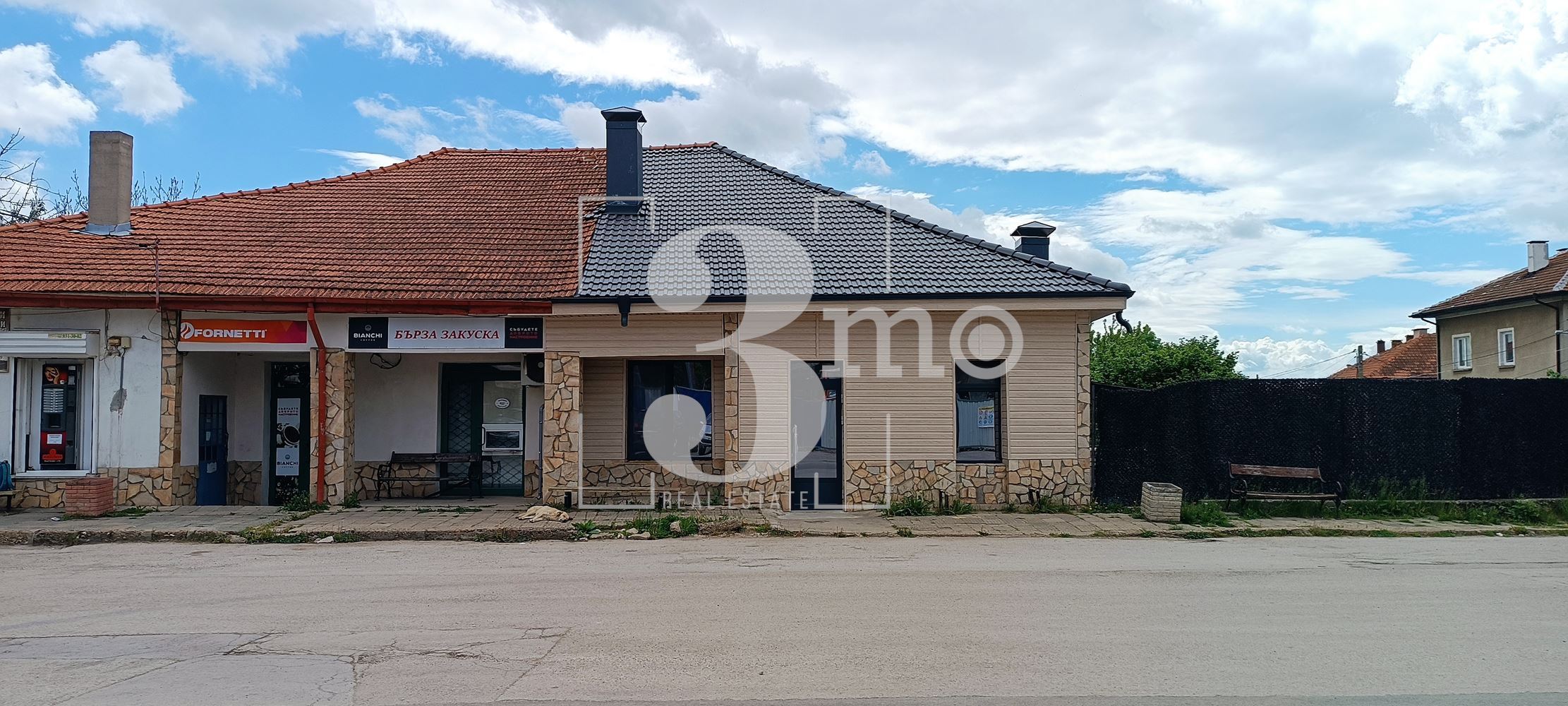 ПРОДАВА ТЪРГОВСКИ ОБЕКТ ДО ЖП И АВТОГАРА – ГР. ДРАГОМАН - 0